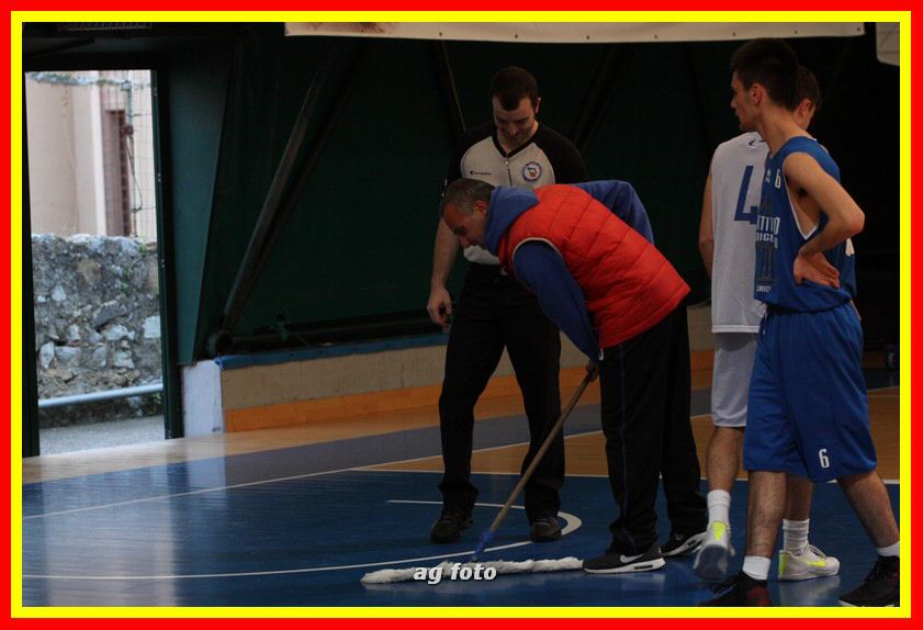 170407 basketU16 139_tn.jpg
